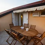 Foric Rab With Heated Pool, Sauna & Gym *