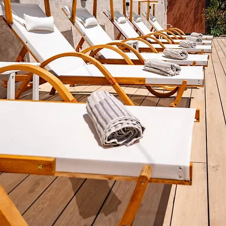 Foric With Outdoor Heated Pool Apartment Rab Town