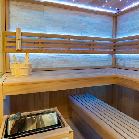 Foric Rab With Heated Pool, Sauna & Gym *
