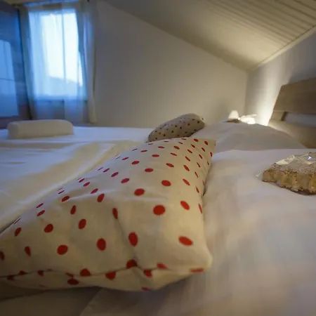 Foric Rab With Heated Pool, Sauna & Gym