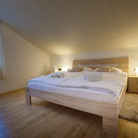 公寓 Foric Rab With Heated Pool, Sauna & Gym *
