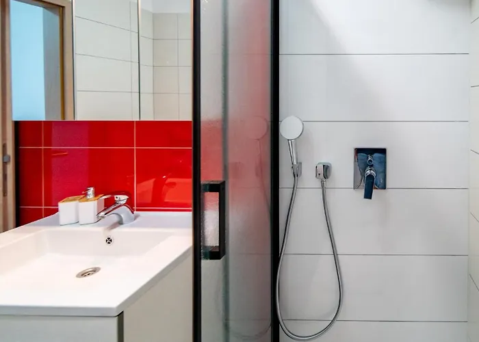 Foric Rab With Heated Pool, Sauna & Gym Apartamento