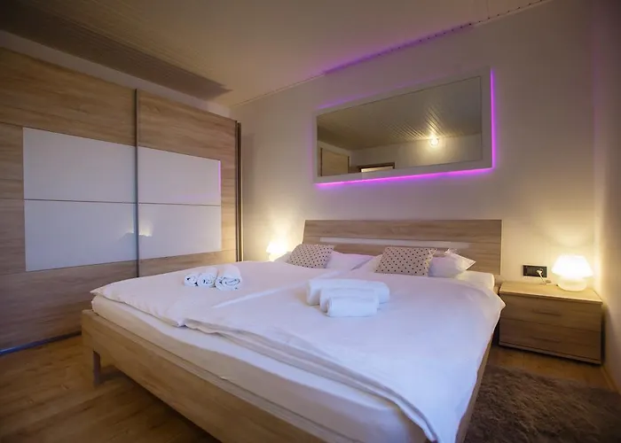 Foric Rab With Heated Pool, Sauna & Gym *