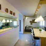 Apartment Foric Rab With Heated Pool, Sauna & Gym