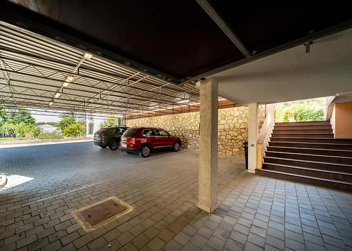 Foric Rab With Heated Pool, Sauna & Gym * Rab Town