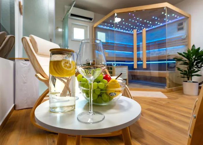 Foric Rab With Heated Pool, Sauna & Gym Apartment