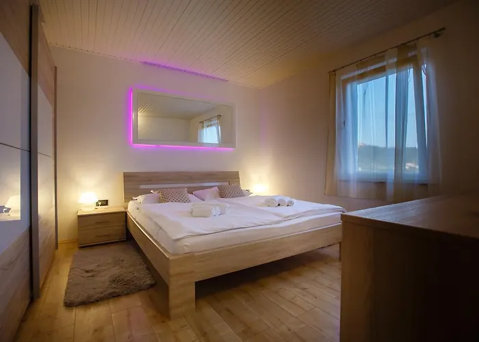 Foric Rab With Heated Pool, Sauna & Gym Apartment