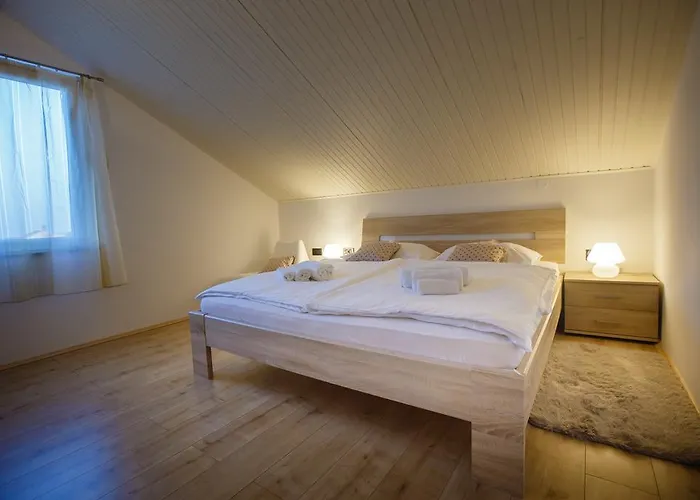 Apartment Foric Rab With Heated Pool, Sauna & Gym *